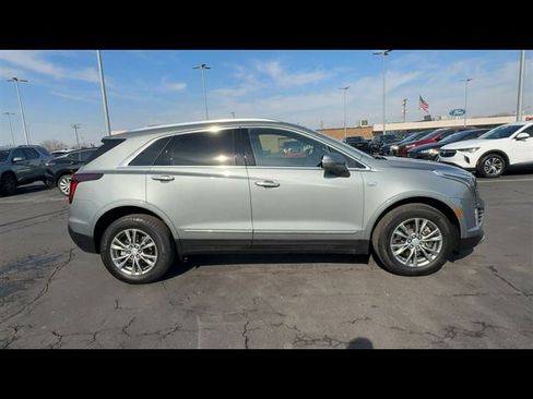 Certified 2023 Cadillac XT5 Premium Luxury image 9
