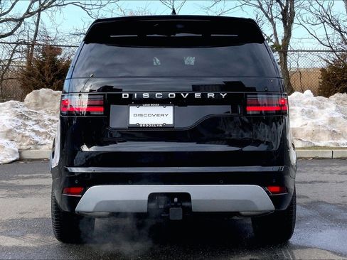 New 2026 Land Rover Discovery Limited Edition image 4