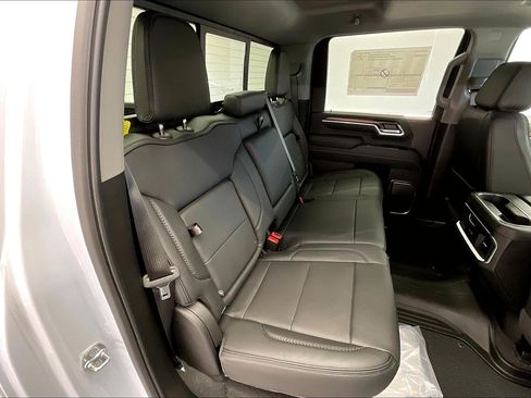 New 2026 GMC Sierra 2500 Denali w/ Denali Reserve Package AWD/4WD image 10