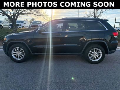 Used 2017 Jeep Grand Cherokee Laredo w/ Quick Order Package 2BE