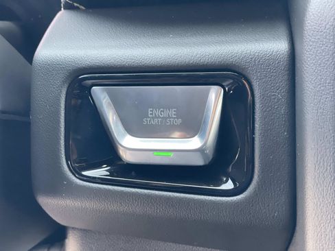 New 2026 GMC Yukon XL Elevation image 16