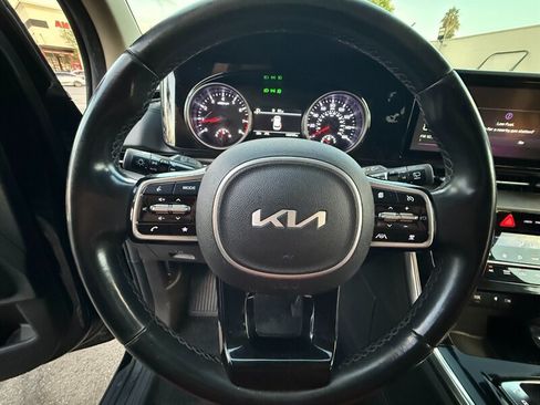 Used 2022 Kia Carnival SX FWD image 22