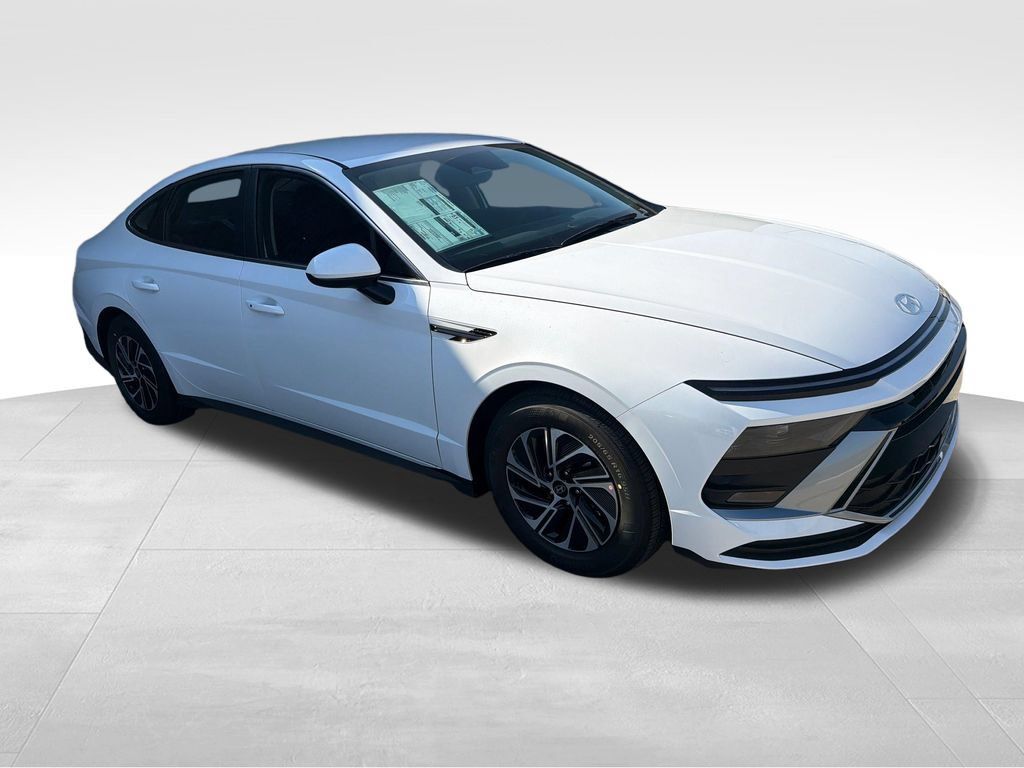 New 2026 Hyundai Sonata Blue FWD image 9