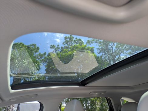 Certified 2024 Kia Sorento X-Line EX AWD/4WD image 19