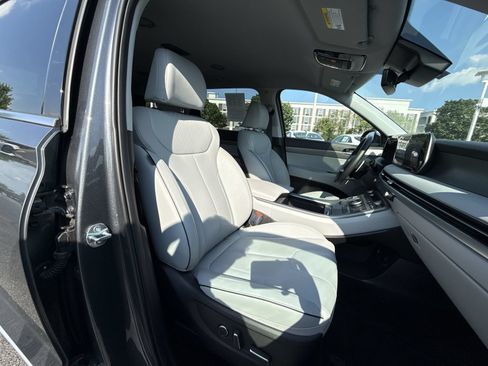 Certified 2025 Hyundai Palisade SEL AWD/4WD image 28