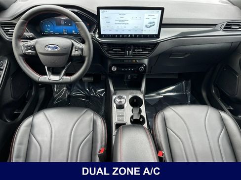 Used 2025 Ford Escape ST-Line Elite w/ Premium Technology Package AWD/4WD image 16