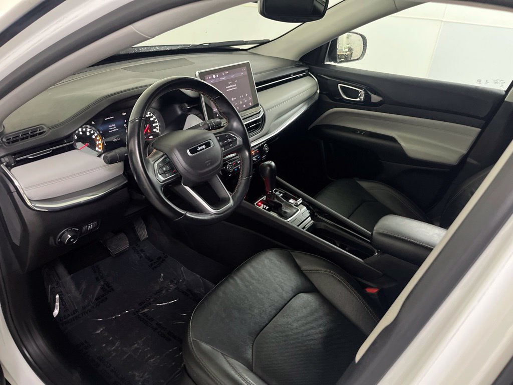 Used 2022 Jeep Compass Limited AWD/4WD image 26