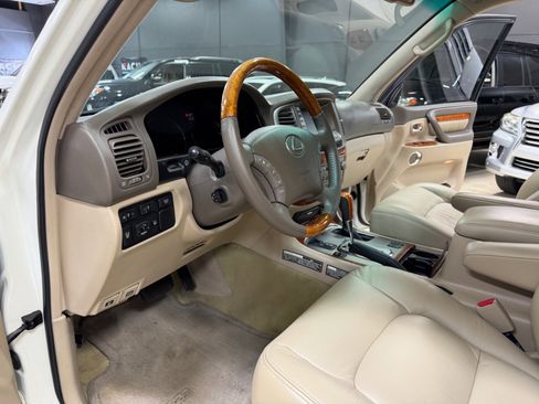 Used 2007 Lexus LX 470 4WD image 22