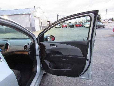 Used 2012 Chevrolet Sonic LT image 22