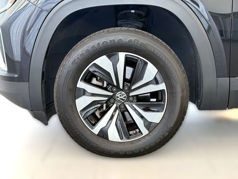 Used 2024 Volkswagen Atlas SE FWD image 13