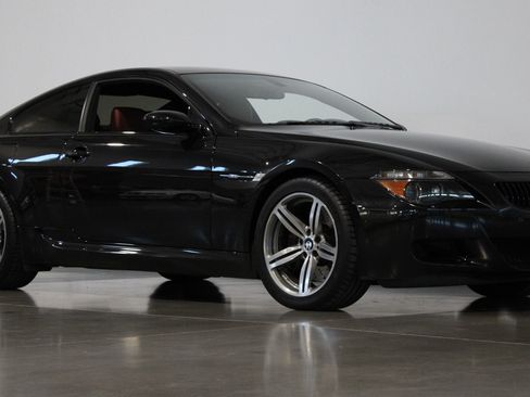 Used 2007 BMW M6 Coupe RWD image 33