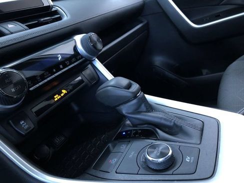 Certified 2025 Toyota RAV4 XLE AWD/4WD image 29