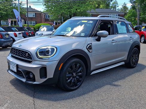 Used 2024 MINI Cooper Countryman S FWD image 3