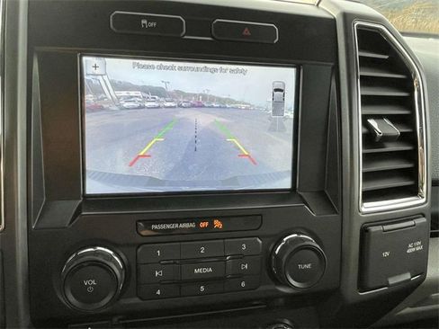 Used 2016 Ford F150 XLT w/ Equipment Group 302A Luxury image 21