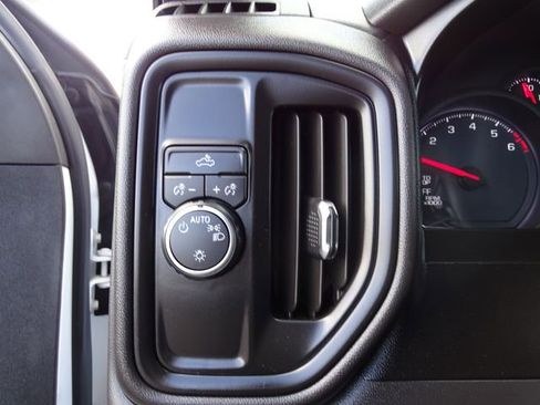 Certified 2021 Chevrolet Silverado 1500 Custom image 16