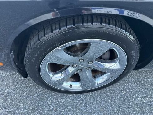 Used 2014 Dodge Challenger R/T RWD image 11