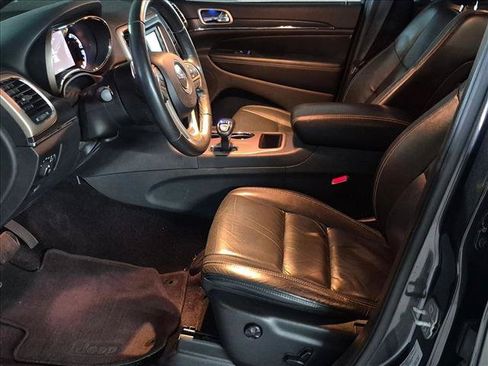Used 2015 Jeep Grand Cherokee Limited RWD image 12