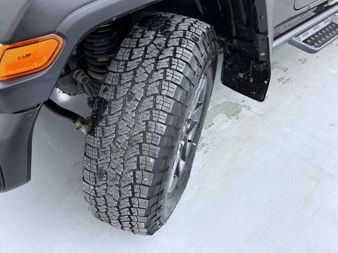 Certified 2025 Jeep Wrangler Unlimited Sport AWD/4WD image 24