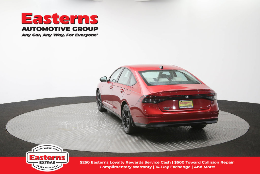 Used 2025 Honda Accord SE image 66