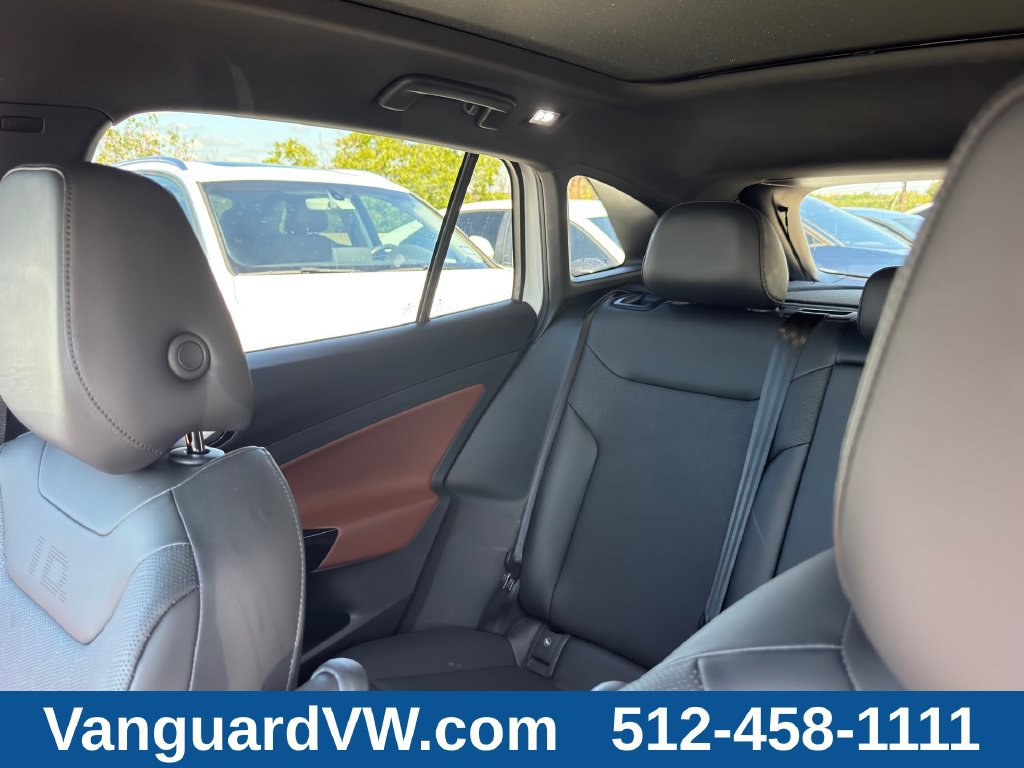 Used 2022 Volkswagen ID.4 Pro S w/ Gradient Package RWD image 12