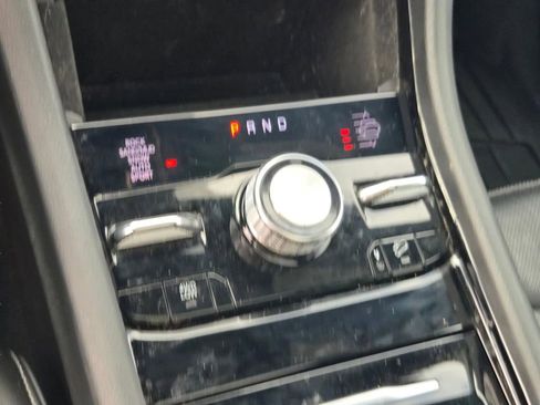 Used 2022 Jeep Grand Cherokee Overland image 28