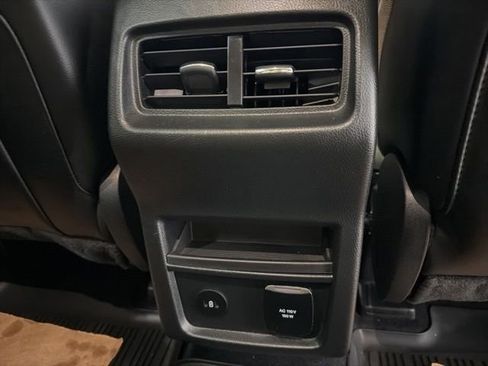 Used 2024 Ford Edge SEL w/ Convenience Package AWD/4WD image 31