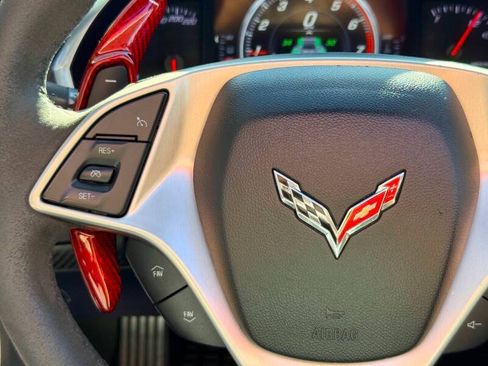 Used 2016 Chevrolet Corvette Z06 w/ 3LZ Preferred Equipment Group RWD image 32