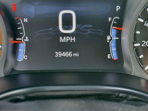 Used 2025 Jeep Compass Limited AWD/4WD image 19