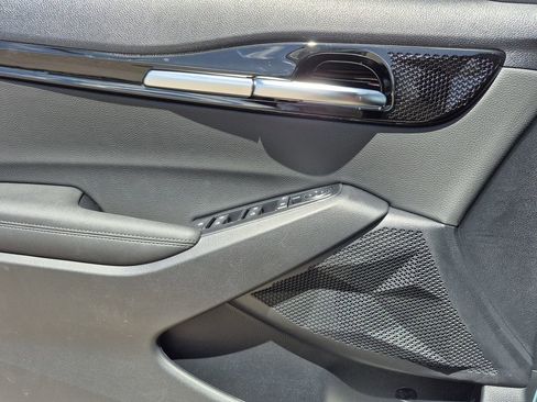 New 2026 Kia Seltos S AWD/4WD image 11