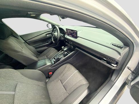 Used 2024 Honda Accord Sport image 31