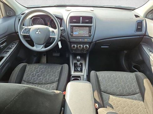 Used 2025 Mitsubishi Outlander Sport AWD image 16