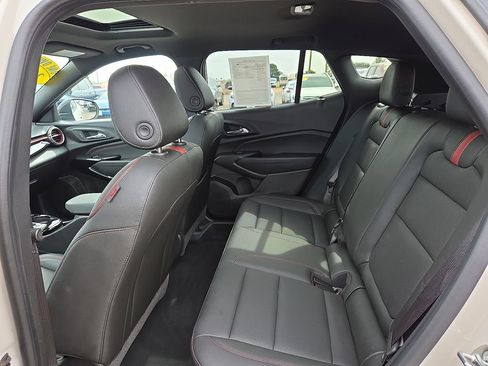 Used 2026 Chevrolet Trax RS w/ Sunroof Package FWD image 17