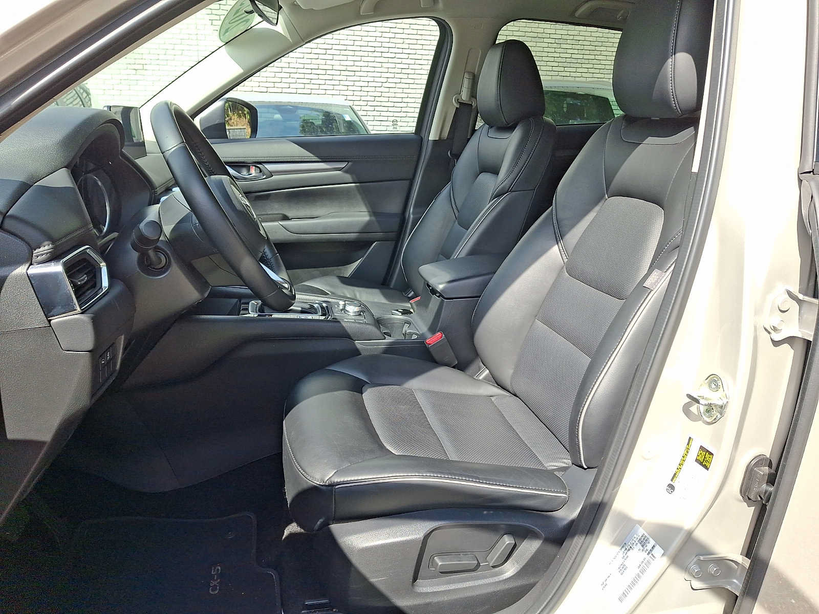 Certified 2025 MAZDA CX-5 AWD 2.5 S w/ Select Package image 10