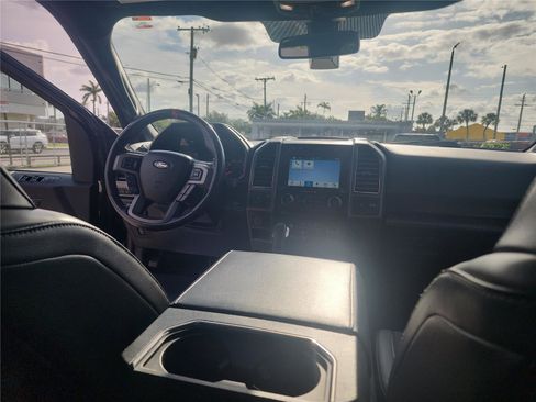 Used 2018 Ford F150 Raptor w/ Equipment Group 802A Luxury AWD/4WD image 23