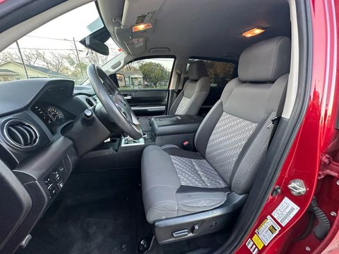 Used 2020 Toyota Tundra SR5 w/ SR5 Upgrade Package image 11