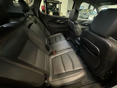 Used 2018 GMC Terrain SLT w/ Infotainment Package II image 14