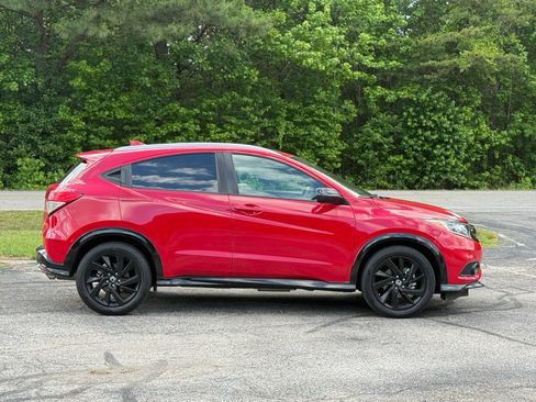 Used 2022 Honda HR-V Sport image 3