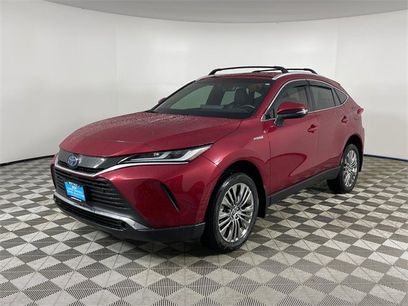 Used 2021 Toyota Venza XLE w/ Softex Package