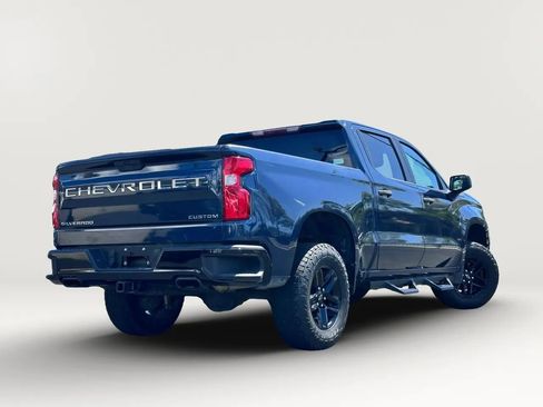 Used 2019 Chevrolet Silverado 1500 Custom Trail Boss w/ Custom Convenience Package AWD/4WD image 23