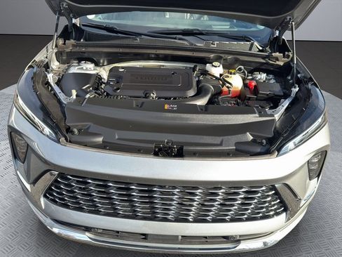 Used 2024 Buick Envision Avenir image 27