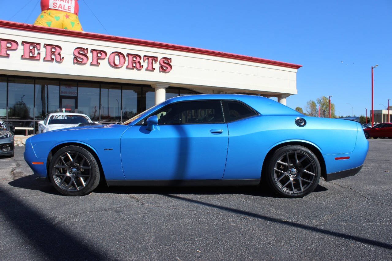 Used 2016 Dodge Challenger R/T RWD image 6