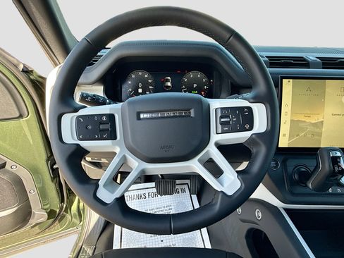 New 2026 Land Rover Defender 110 X-Dynamic SE image 38