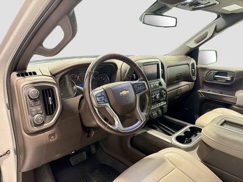 Used 2019 Chevrolet Silverado 1500 LTZ w/ LTZ Premium Package AWD/4WD image 8