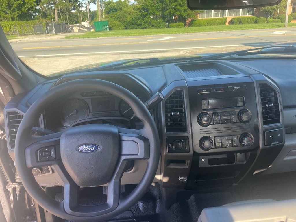 Used 2019 Ford F250 XL w/ Power Equipment Group AWD/4WD image 17