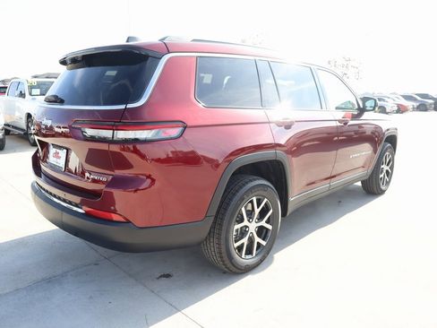 New 2025 Jeep Grand Cherokee L Limited w/ Luxury Tech Group II image 23