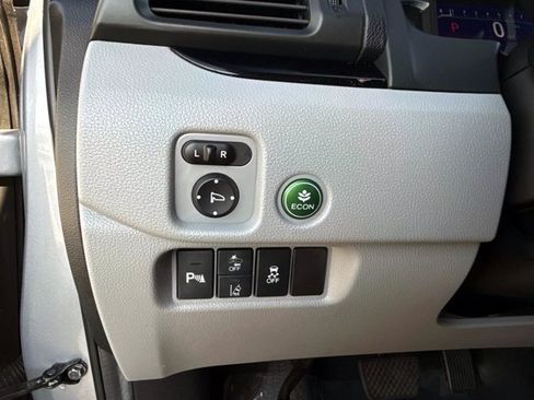 Used 2021 Honda Pilot Touring image 36