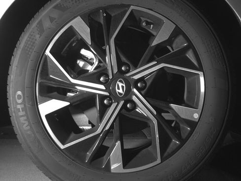 Used 2025 Hyundai Sonata SEL image 15