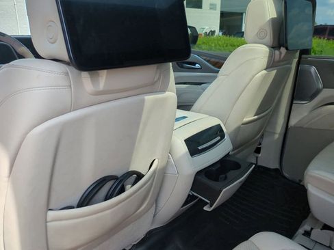 Used 2021 Cadillac Escalade Sport Platinum image 18