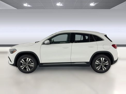 Certified 2026 Mercedes-Benz GLA 250 image 38