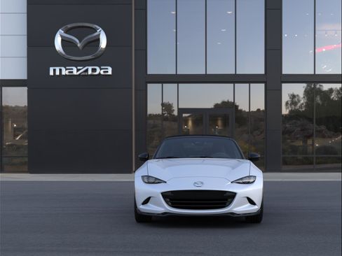 New 2026 MAZDA MX-5 Miata Club RWD image 6